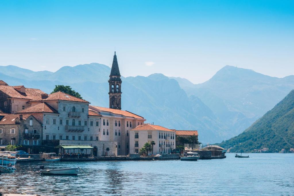 Heritage Grand Perast (Perast) 