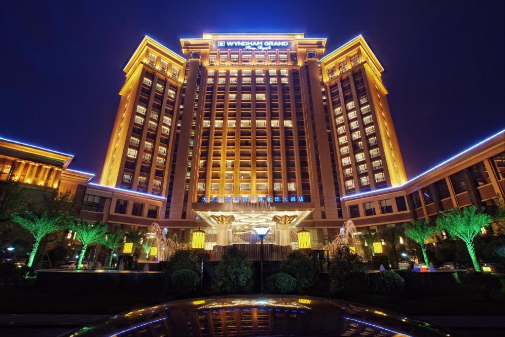 Wyndham Grand Plaza Royale Palace Chengdu