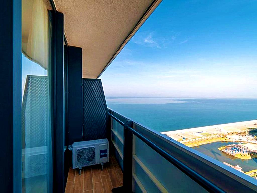 Batumi Luxury Resort & Sea View Aparthotel